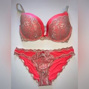 Victoria’s Secret Dream Angels Push Up Bra and Panty Set Size 34DD Pink Gold